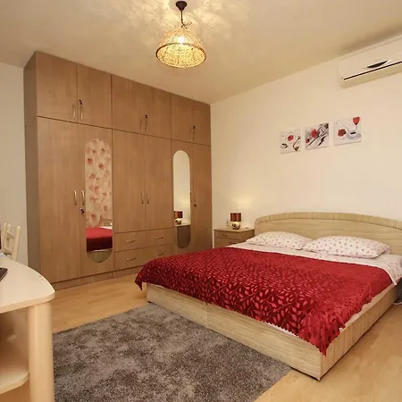 Apartment Maja Makarska